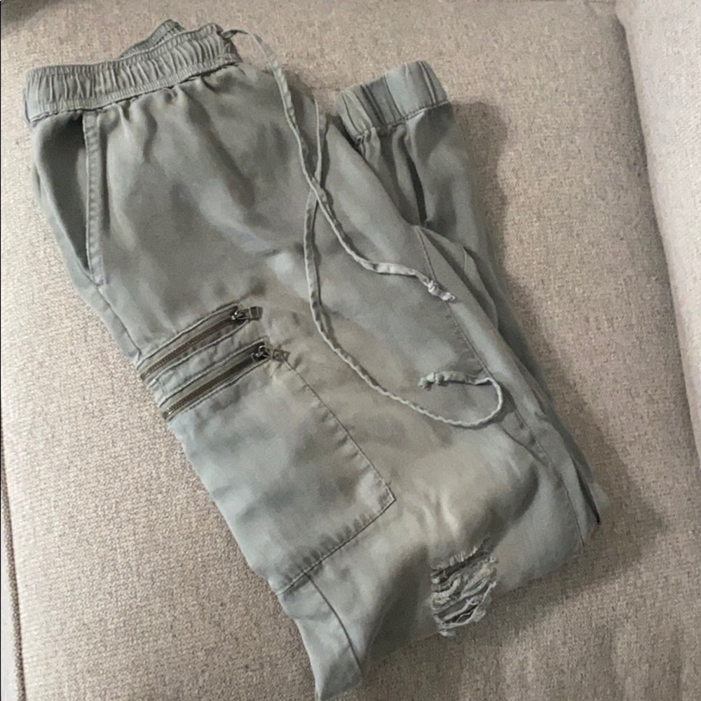 Women’s size small khaki green joggers